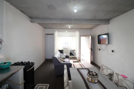 Sala / Cozinha de casa à venda com 1 quarto, 195m² em Vila Popular, São Paulo