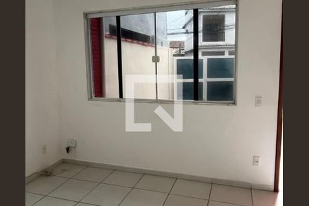 Casa para alugar com 2 quartos, 80m² em Jardim Primavera, Duque de Caxias