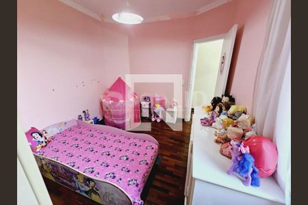 Casa à venda com 3 quartos, 149m² em Jardim Sabara, São Paulo