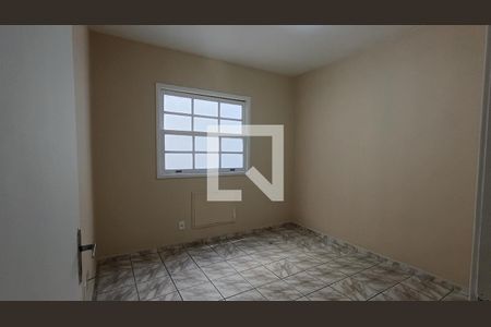 Quarto 1 de casa de condomínio para alugar com 3 quartos, 166m² em Taquara, Rio de Janeiro