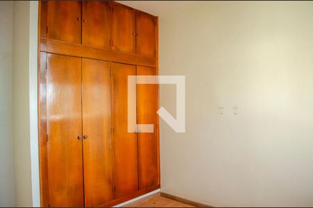 Quarto 1 de apartamento à venda com 4 quartos, 198m² em Setor dos Funcionários, Goiânia