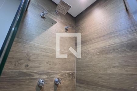 Banheiro de apartamento à venda com 2 quartos, 68m² em Macedo, Guarulhos