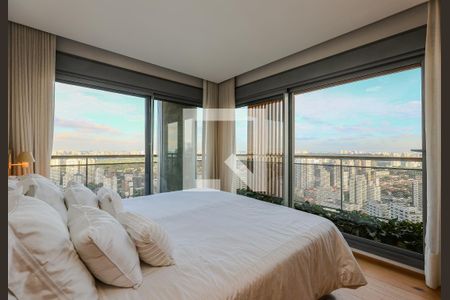 Suíte 1 de apartamento para alugar com 3 quartos, 167m² em Jardim das Acacias, São Paulo