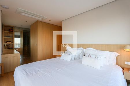Suíte 1 de apartamento para alugar com 3 quartos, 167m² em Jardim das Acacias, São Paulo