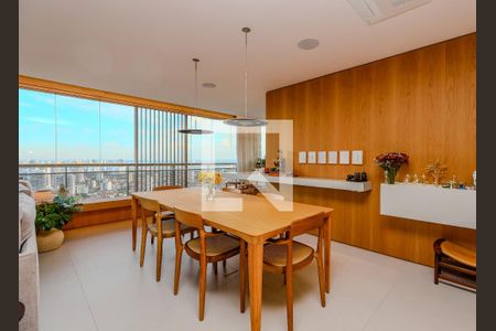 Sala de apartamento para alugar com 3 quartos, 167m² em Jardim das Acacias, São Paulo