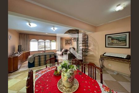 Casa à venda com 3 quartos, 120m² em Parque Colonial, São Paulo