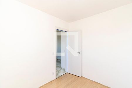 Quarto 1 de apartamento para alugar com 2 quartos, 44m² em Ramos, Rio de Janeiro