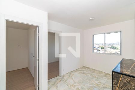 Sala de apartamento para alugar com 2 quartos, 44m² em Ramos, Rio de Janeiro