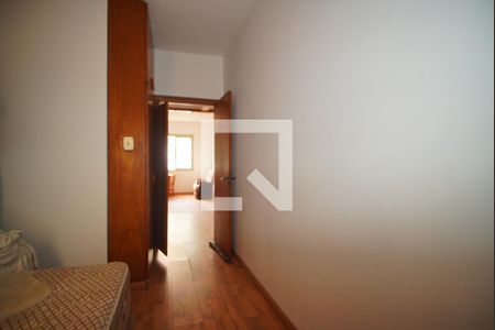 Quarto de apartamento para alugar com 1 quarto, 68m² em Vila Ipiranga, Porto Alegre