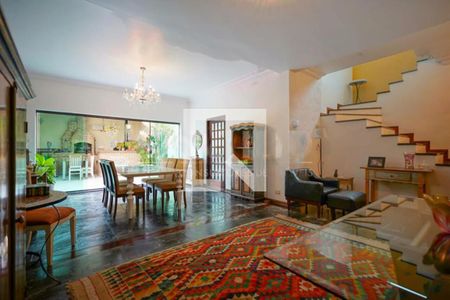 Casa à venda com 4 quartos, 230m² em Jardim Santo Amaro, São Paulo