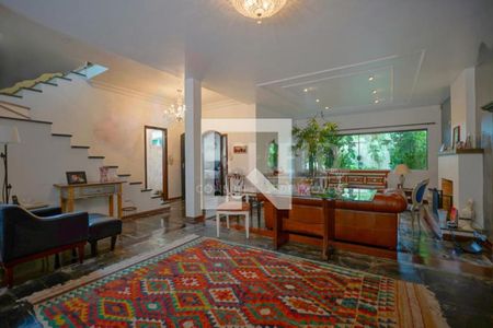 Casa à venda com 4 quartos, 230m² em Jardim Santo Amaro, São Paulo