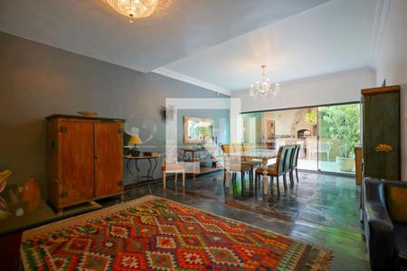 Casa à venda com 4 quartos, 230m² em Jardim Santo Amaro, São Paulo