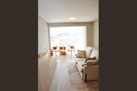 Sala de apartamento para alugar com 2 quartos, 70m² em Parque Sao Domingos, São Paulo