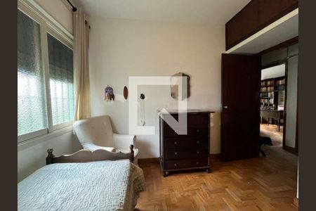 Casa à venda com 3 quartos, 213m² em Vila Mariana, São Paulo