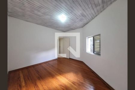 Foto 06 de casa para alugar com 2 quartos, 120m² em Vila Monumento, São Paulo