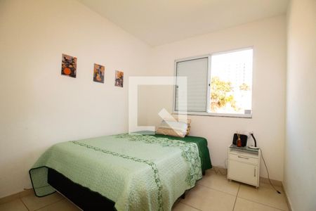 Quarto 01  de casa para alugar com 2 quartos, 55m² em Estoril, Belo Horizonte