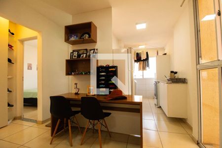 Sala  de casa para alugar com 2 quartos, 55m² em Estoril, Belo Horizonte