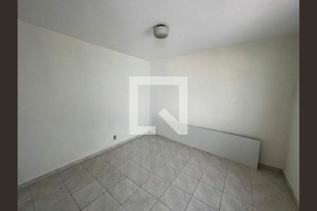 Casa à venda com 4 quartos, 250m² em Granja Julieta, São Paulo