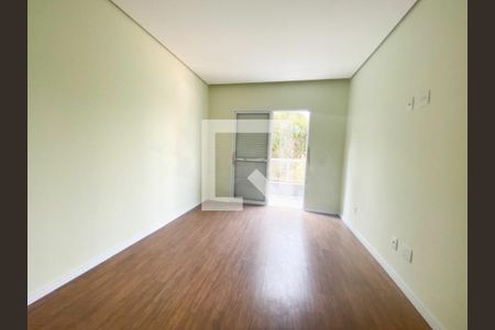 Casa à venda com 4 quartos, 440m² em Jardim Londrina, São Paulo