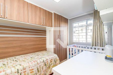Quarto 3 de apartamento à venda com 3 quartos, 58m² em Uberaba, Curitiba