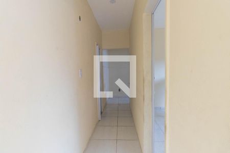 Sala de casa para alugar com 1 quarto, 45m² em Sete Pontes, São Gonçalo