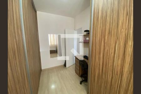 Quarto 2 de apartamento para alugar com 3 quartos, 62m² em Indaiá, Belo Horizonte