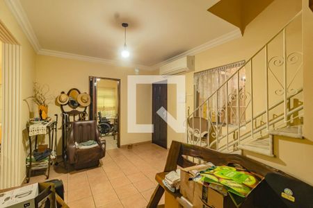 Casa à venda com 4 quartos, 250m² em Jabaquara, São Paulo