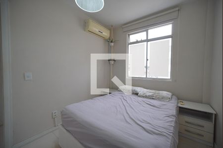 Quarto 1 de apartamento para alugar com 3 quartos, 75m² em Praia Comprida, São José