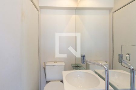 Lavabo de apartamento para alugar com 1 quarto, 50m² em Itaim Bibi, São Paulo