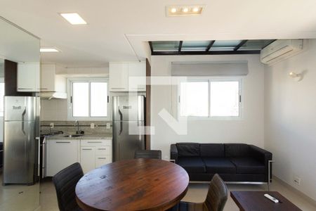 Sala/Cozinha de apartamento para alugar com 1 quarto, 50m² em Itaim Bibi, São Paulo