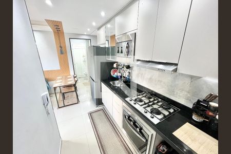 Sala/Cozinha de apartamento para alugar com 1 quarto, 38m² em Vila Diva, São Paulo