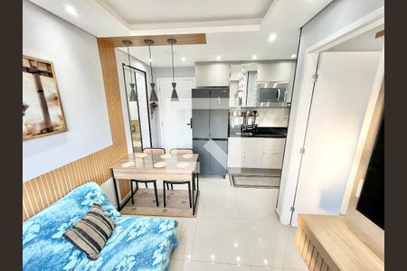 Sala/Cozinha de apartamento para alugar com 1 quarto, 38m² em Vila Diva, São Paulo