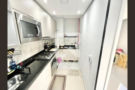 Sala/Cozinha de apartamento para alugar com 1 quarto, 38m² em Vila Diva, São Paulo