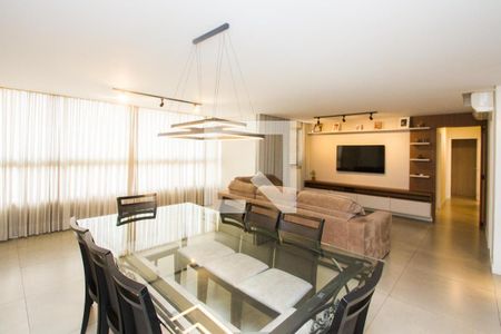 Apartamento à venda com 3 quartos, 120m² em Campo Belo, São Paulo