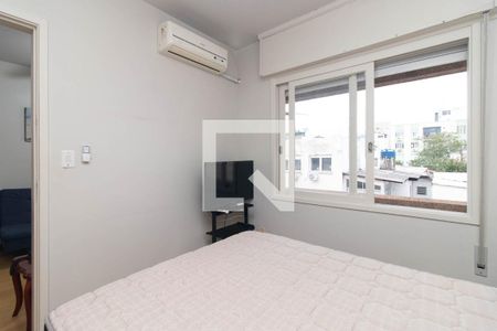 Quarto de apartamento para alugar com 1 quarto, 50m² em Azenha, Porto Alegre