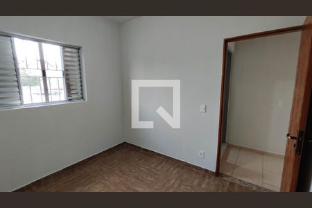 Quarto de casa para alugar com 1 quarto, 45m² em Santo Antonio , Ferraz de Vasconcelos
