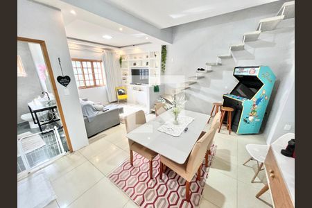 Sala/Cozinha de casa à venda com 4 quartos, 180m² em Vila Maria Luisa, São Paulo