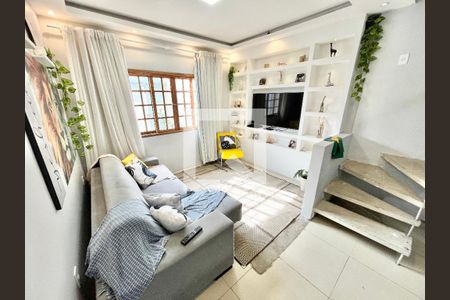 Sala/Cozinha de casa à venda com 4 quartos, 180m² em Vila Maria Luisa, São Paulo