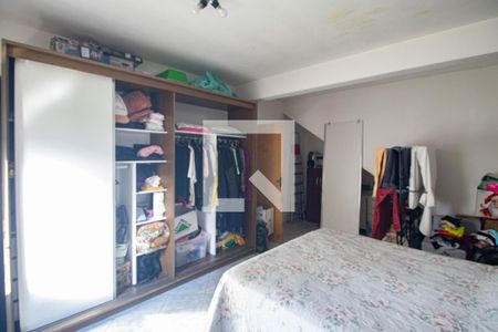 Quarto 1 de casa à venda com 6 quartos, 250m² em Jardim Martins Silva, São Paulo