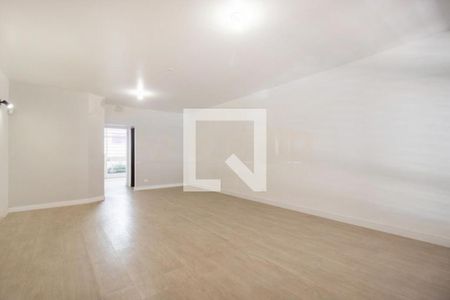 Casa à venda com 4 quartos, 212m² em Brooklin, São Paulo
