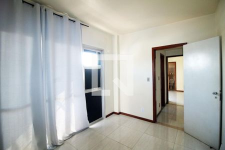 Quarto 2 de apartamento para alugar com 2 quartos, 110m² em Olaria, Rio de Janeiro