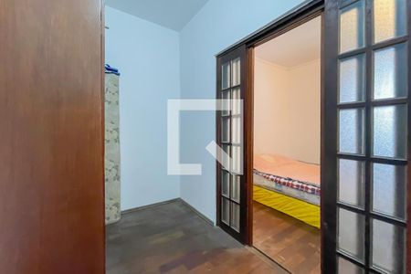 Closet da Suíte 1 de casa à venda com 2 quartos, 220m² em Jaguaribe, Osasco