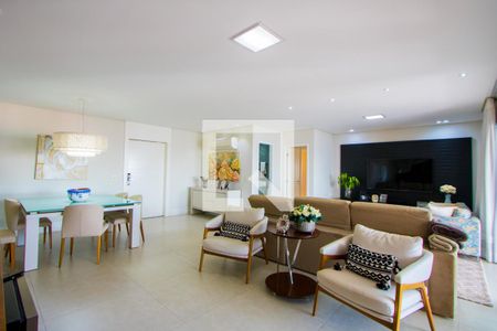 Sala de apartamento à venda com 3 quartos, 192m² em Vila Gilda, Santo André