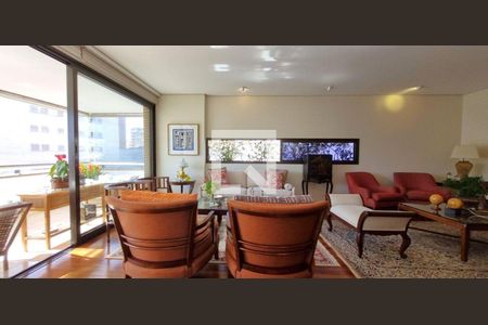 Apartamento à venda com 4 quartos, 235m² em Higienópolis, São Paulo