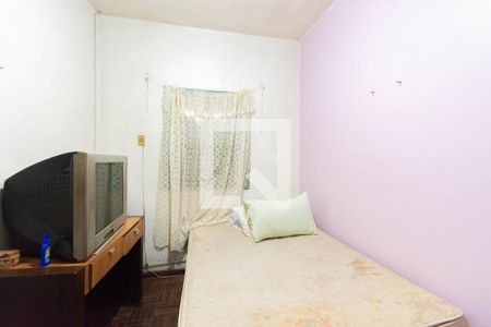 Casa à venda com 3 quartos, 110m² em Niterói, Canoas