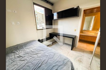 Quarto de apartamento para alugar com 3 quartos, 130m² em Funcionários, Belo Horizonte