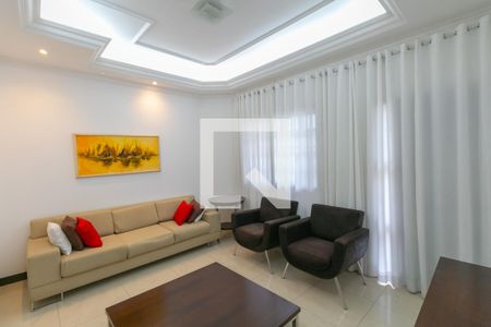 Casa para alugar com 4 quartos, 720m² em Álvaro Camargos, Belo Horizonte