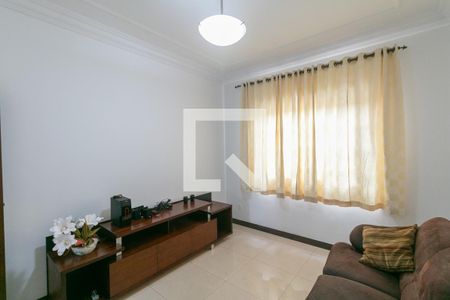 Casa para alugar com 4 quartos, 367m² em Álvaro Camargos, Belo Horizonte