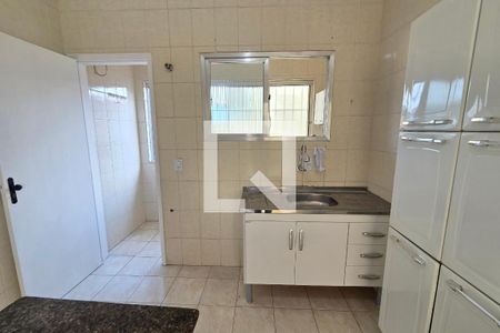 Cozinha de apartamento para alugar com 2 quartos, 95m² em Vila Caiçara, Praia Grande