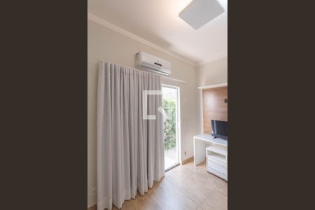 Suíte 1 de casa de condomínio para alugar com 3 quartos, 290m² em Swiss Park, Campinas